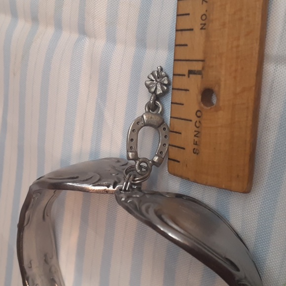 Silver Spoon Bracelet With Horseshoe Charm 7.5" L - Picture 5 of 5